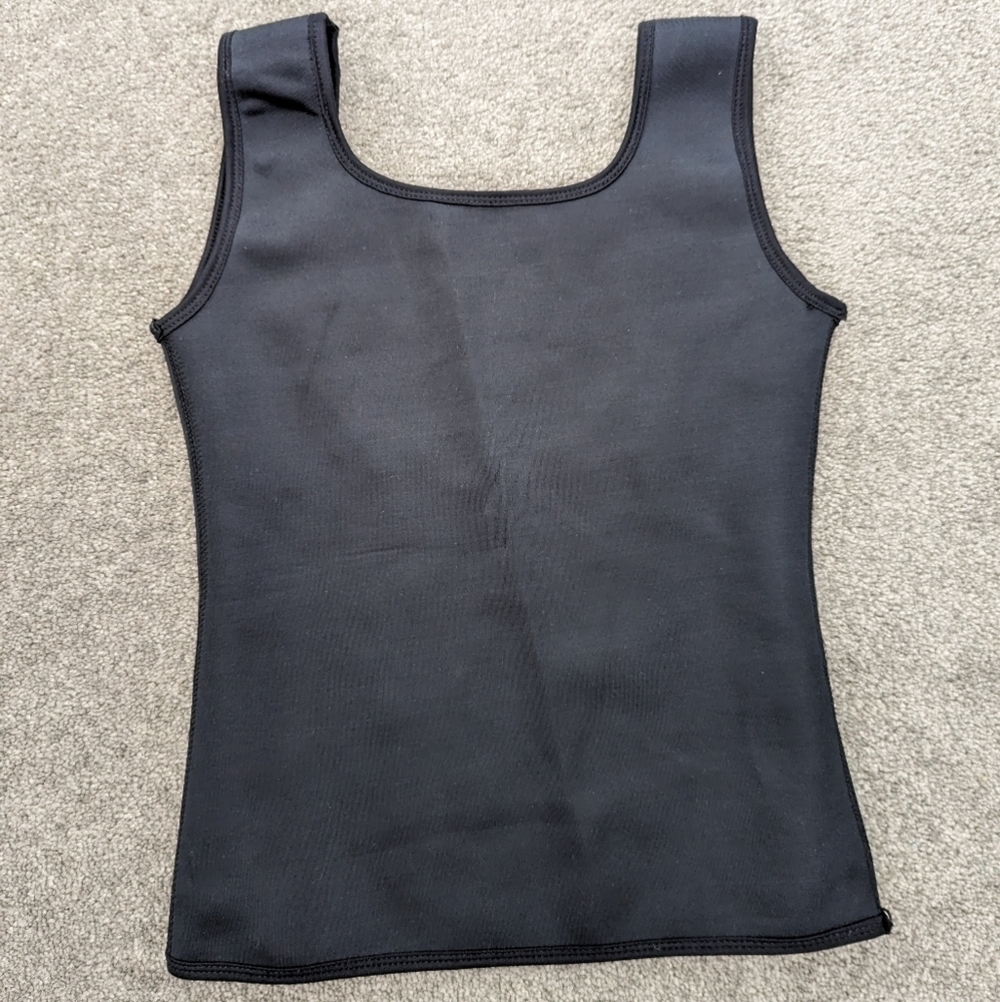 Black rash guard with yellow lining size Medium